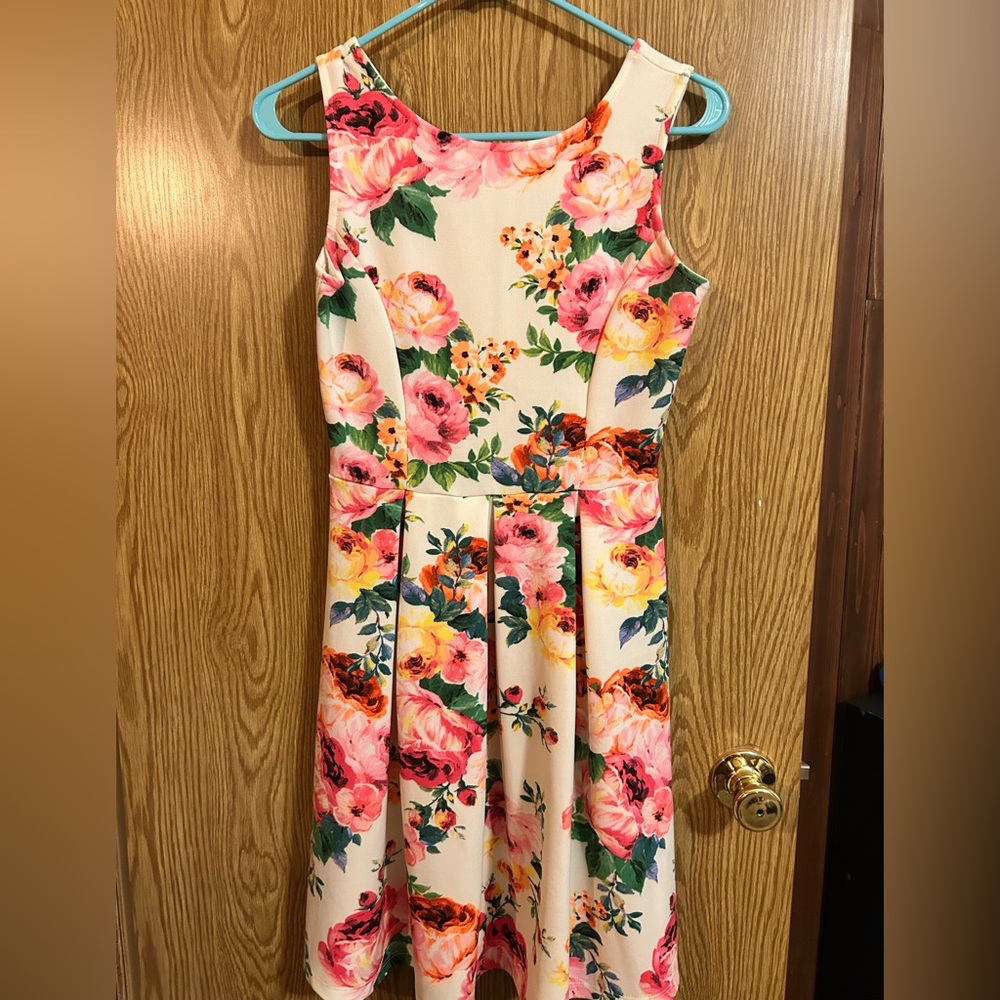 Floral Sleeveless Dress